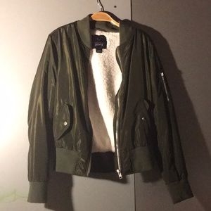 Bomber jacket